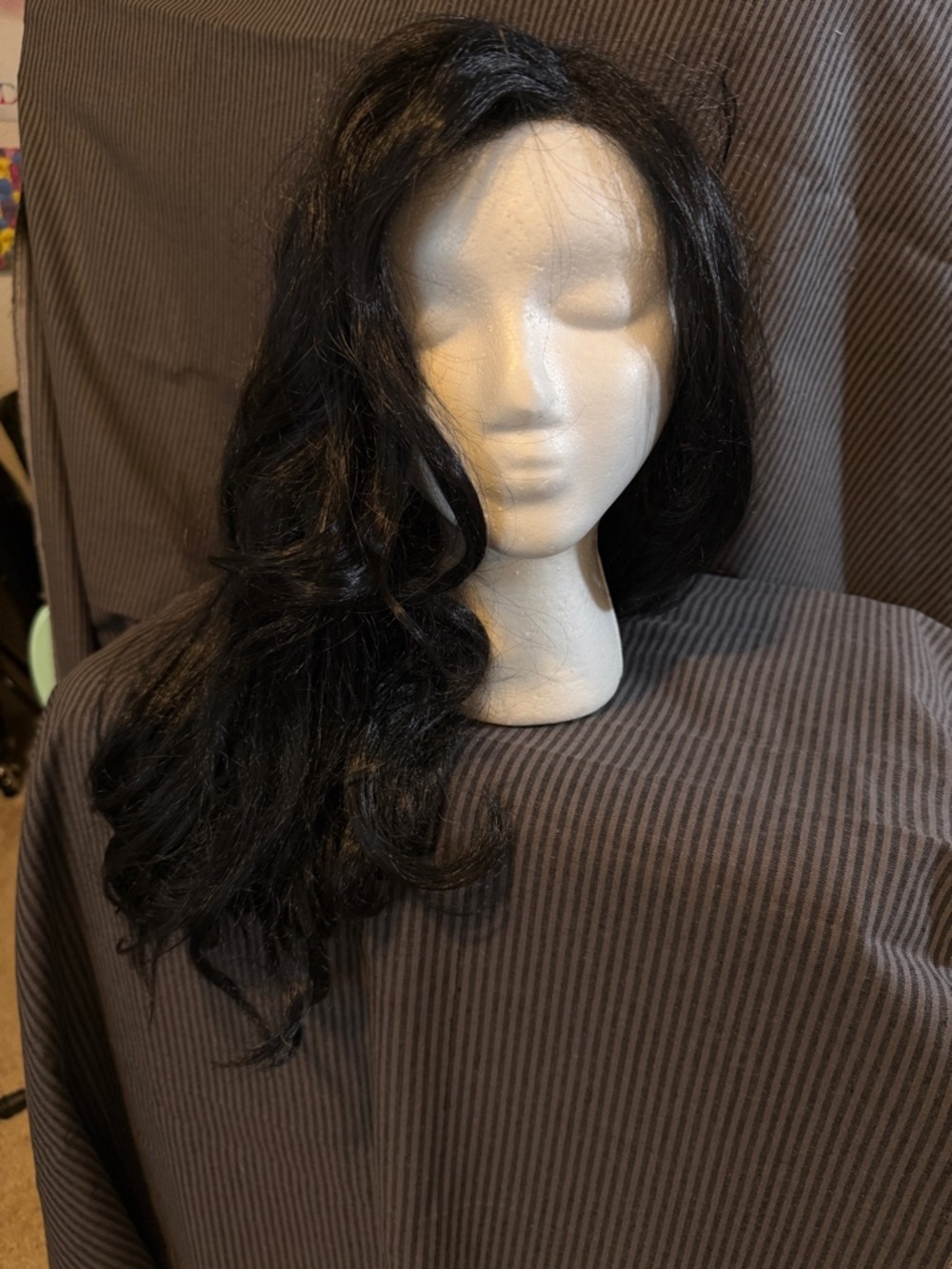 Black Women’s Long Wavy Wig - Classic Black